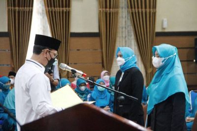 Walikota Lantik Ketua TP PKK dan Bunda PAUD Kelurahan Kecamatan se-Kota Mataram