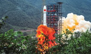 AS suudzon satelit pembersih sampah luar angkasa China punya lengan robot: Buat serang satelit lain