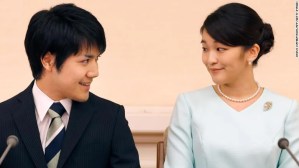 Sah! Putri Mako dan Kei Komuro resmi menikah di tengah kontroversi