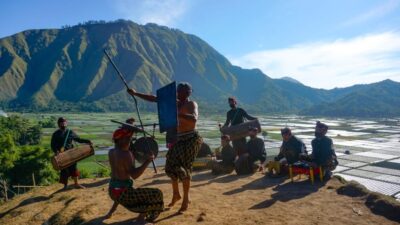 Menikmati Keindahan Alam di Bukit Selong, Sembalun